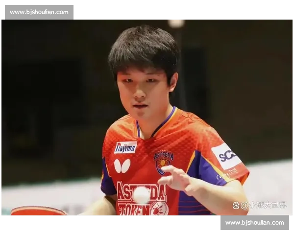 张本智和跪地反拉破心魔 零封国乒新星终结半年冠军荒 张本智和跪地反拉破心魔 零封国乒新星终结半年冠军荒