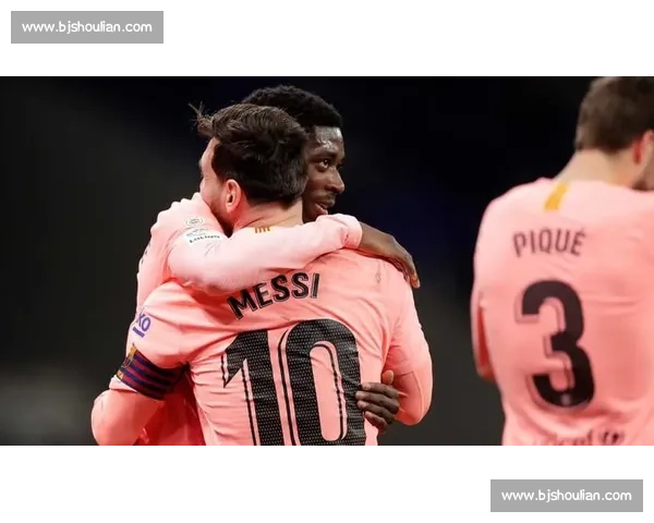 梅西赠全套装备!登贝莱晒照尽显师徒情谊 梅西赠全套装备!登贝莱晒照尽显师徒情谊