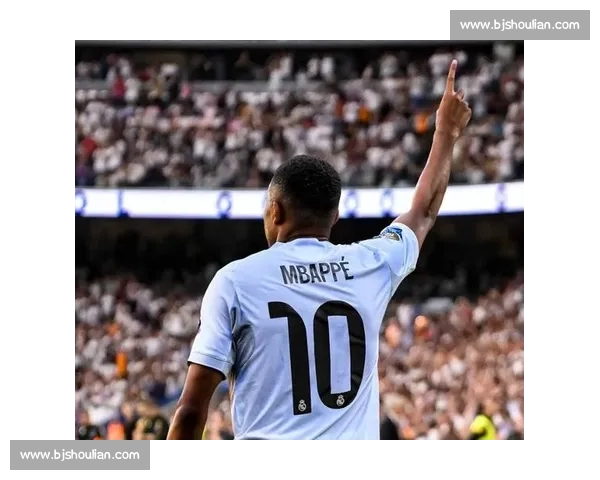 居勒尔爆发!皇马新核 10 场 8 首发,马卡:他已不可或缺 居勒尔爆发!皇马新核 10 场 8 首发,马卡:他已不可或缺