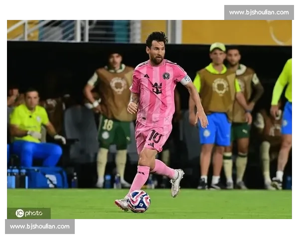 梅西头球造险复刻经典，巴黎 4-0 碾压迈阿密晋级世俱杯八强